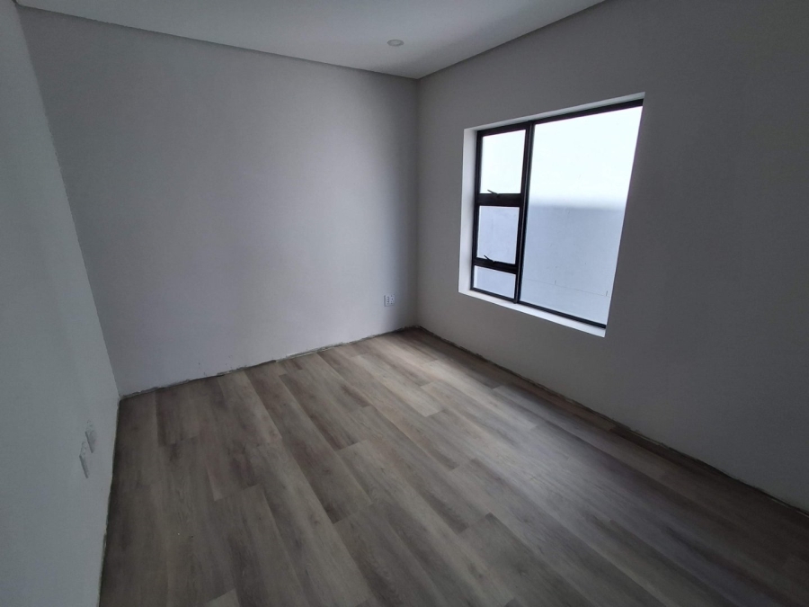 2 Bedroom Property for Sale in Beachfront Western Cape